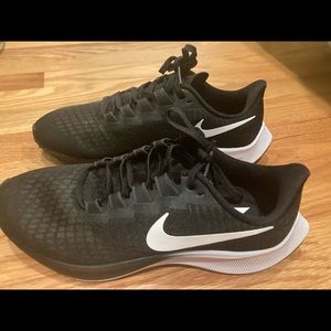 NWOT Nike Pegasus 37